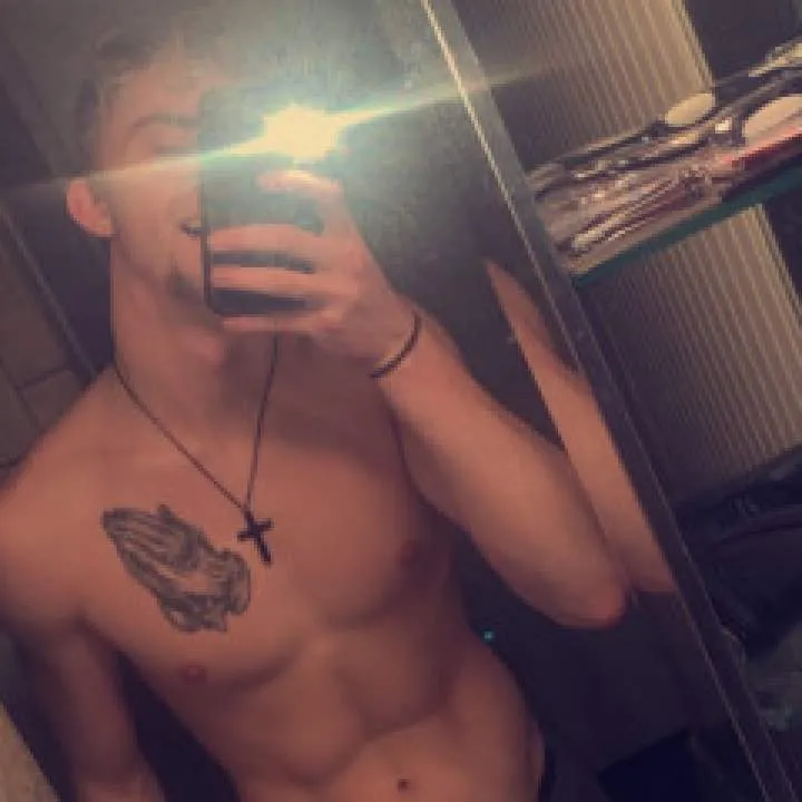 Colin03 Photo On Jungo Live