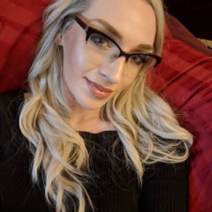 Dominatrixannx Photo On Jungo Live