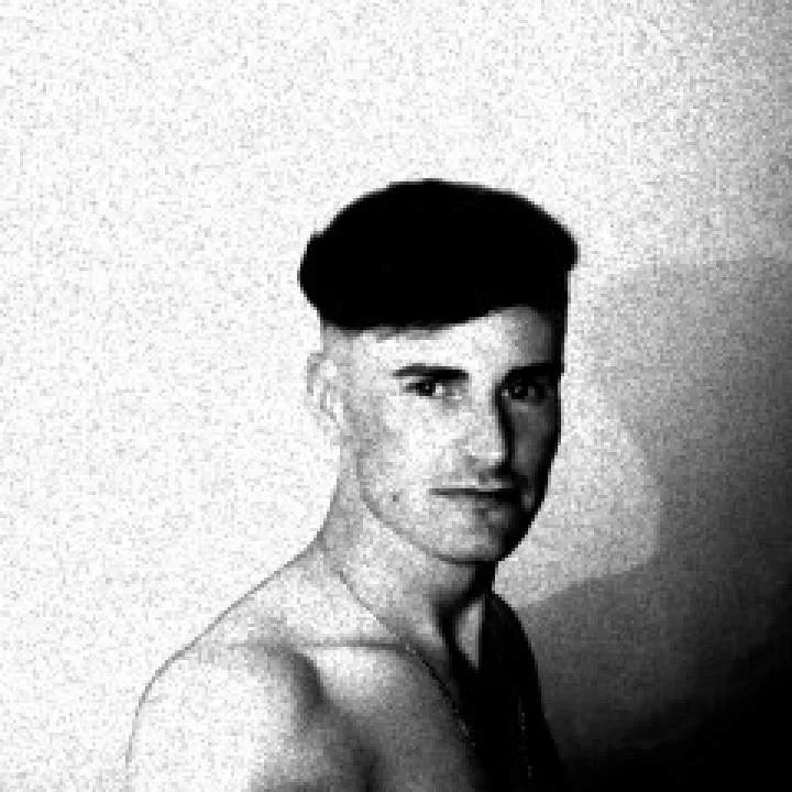 Dănuț Photo On Jungo Live