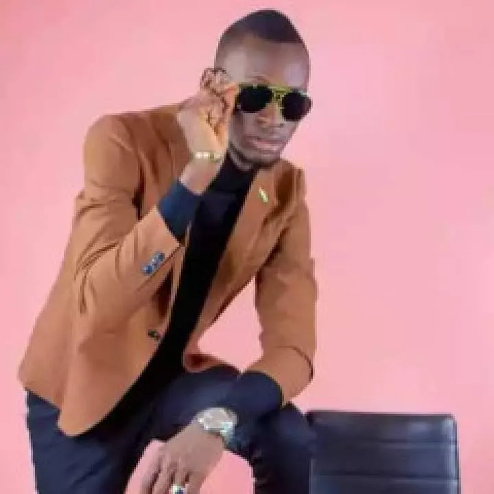 Nando Photo On Jungo Live