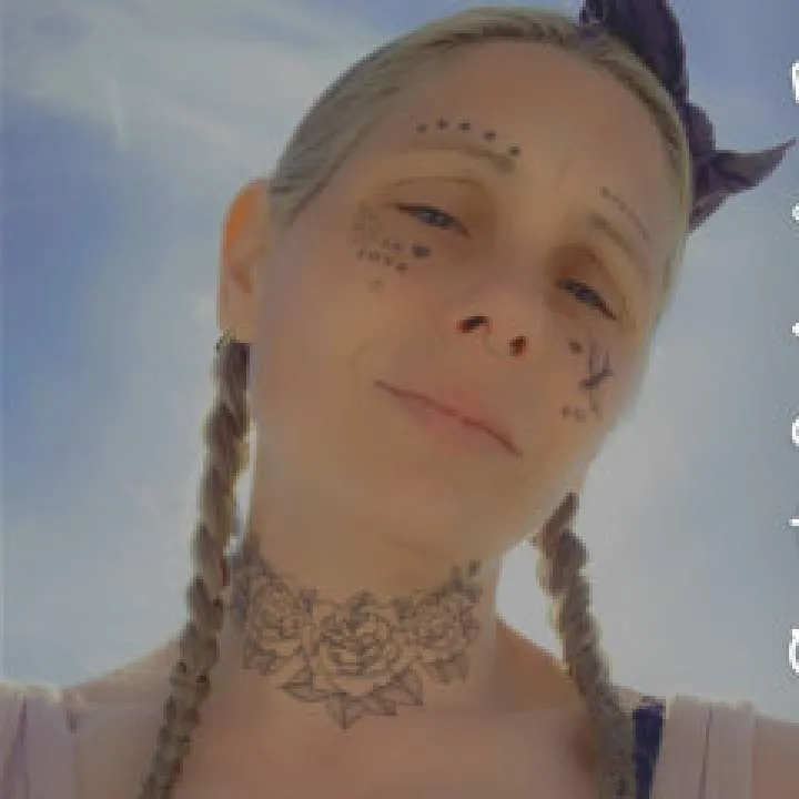 Anna Photo On Jungo Live