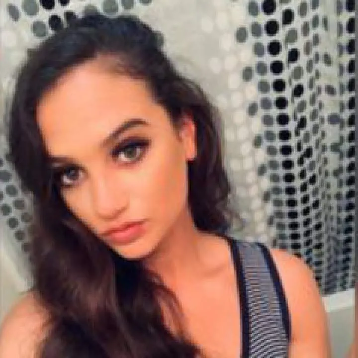 Jennifer Photo On Jungo Live