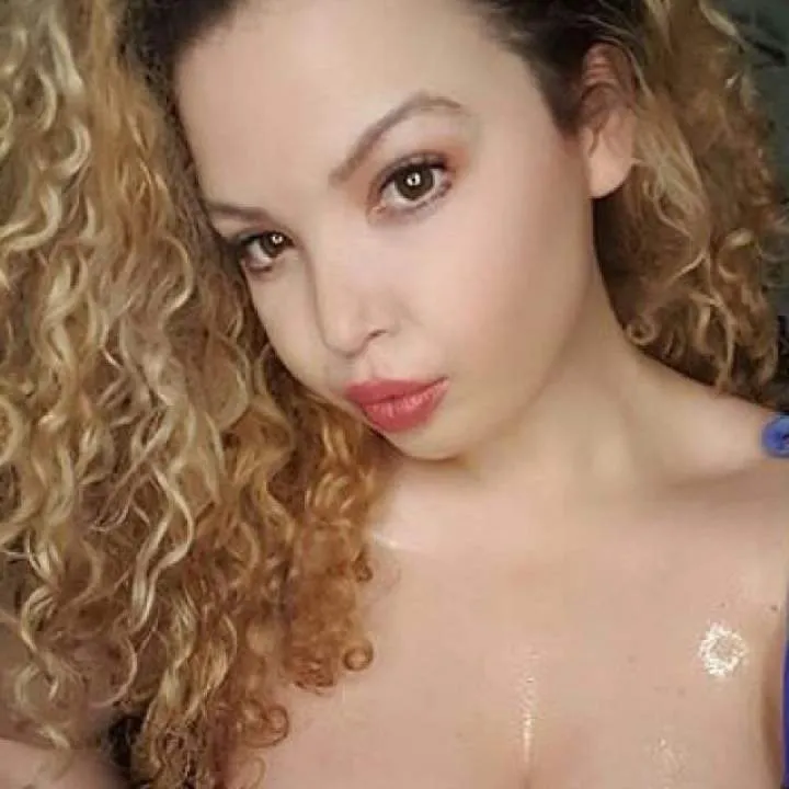 Stella Photo On Jungo Live