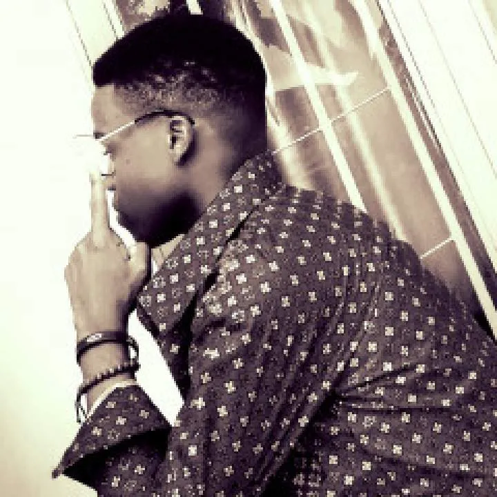 Den Photo On Jungo Live