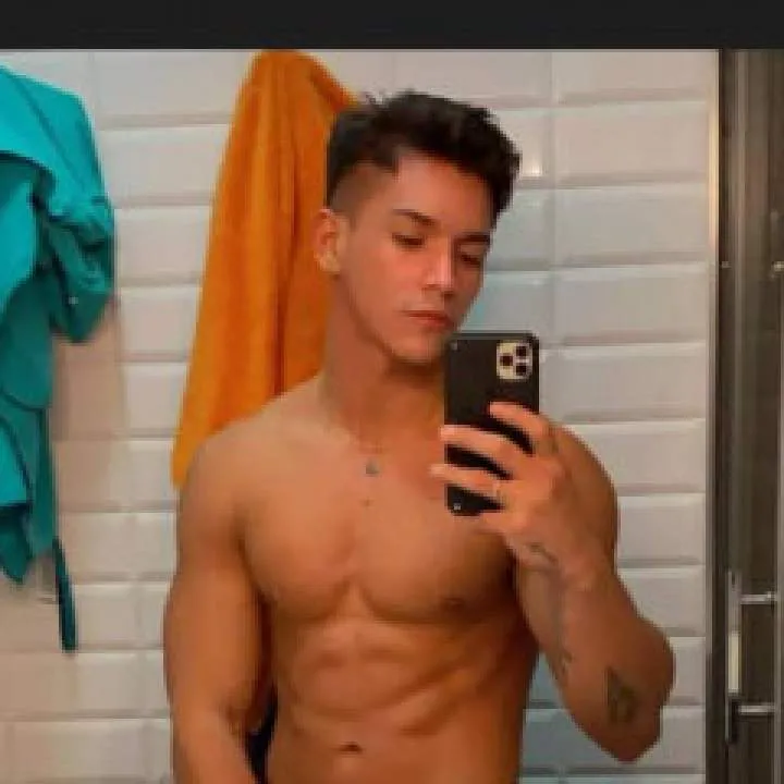 Alex Photo On Jungo Live