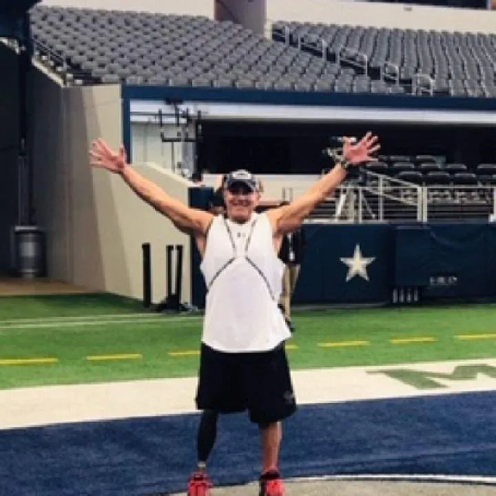 Hall Pass Photo On Jungo Live