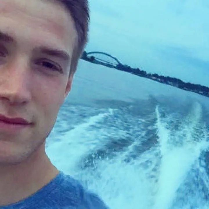 Jamesholland Photo On Jungo Live