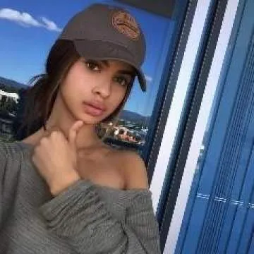 Lizzy Photo On Jungo Live