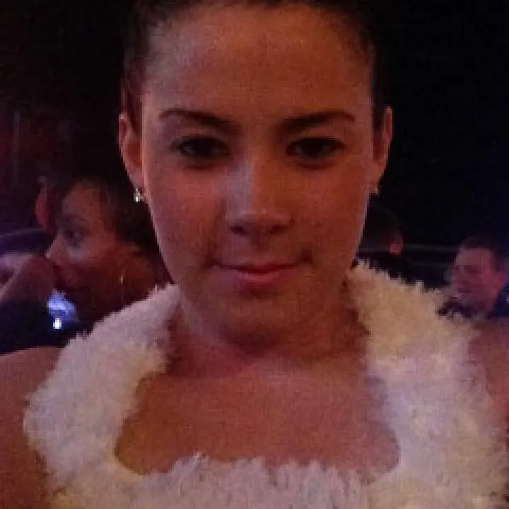 Evelyn........ Photo On Jungo Live