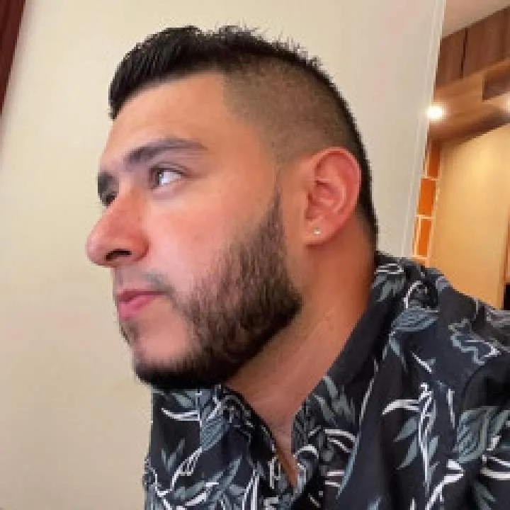 Carlos Photo On Jungo Live