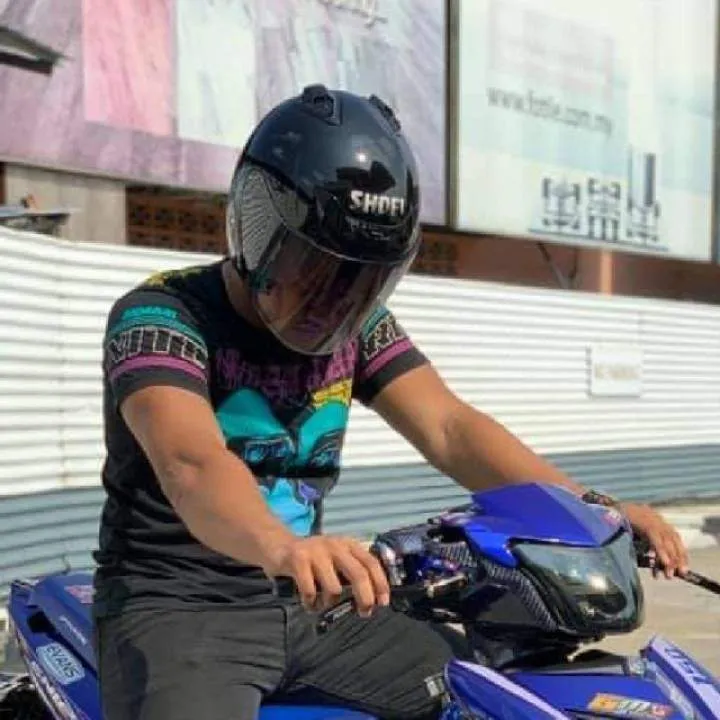 Mat Photo On Jungo Live