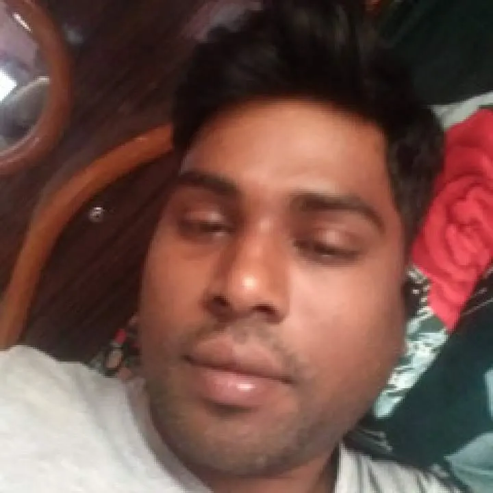 Akash Bottom Photo On Jungo Live