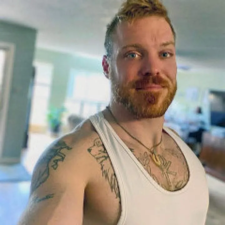 Curtis........ Photo On Jungo Live