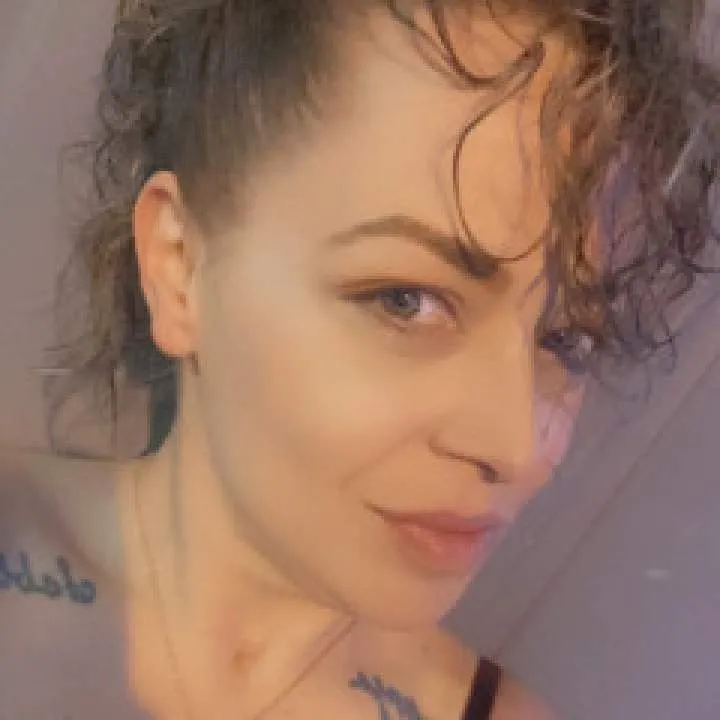 Steph Photo On Jungo Live