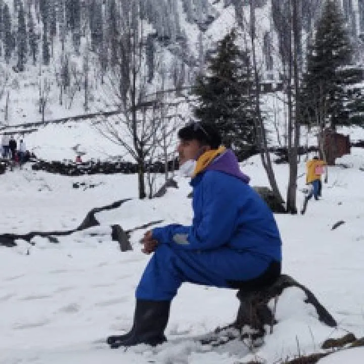 Navi Photo On Jungo Live