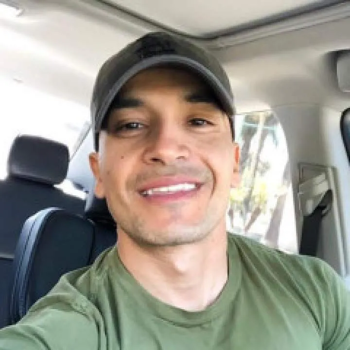 Avalos Photo On Jungo Live