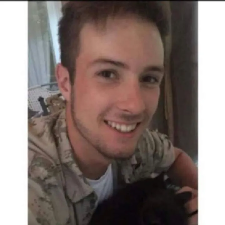 L.... Photo On Jungo Live