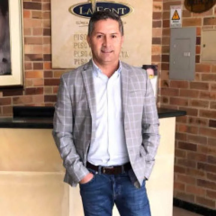 Davidbrues Photo On Jungo Live