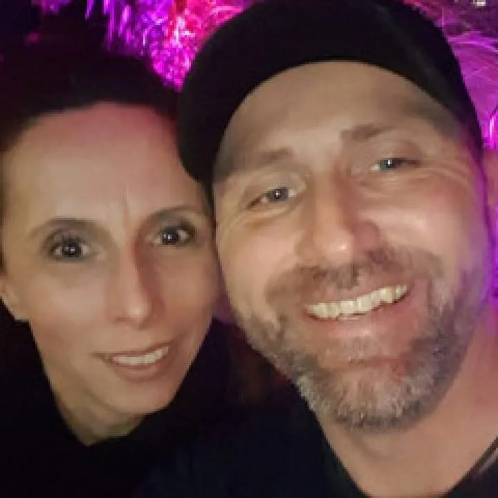 Chris Sandra Photo On Jungo Live