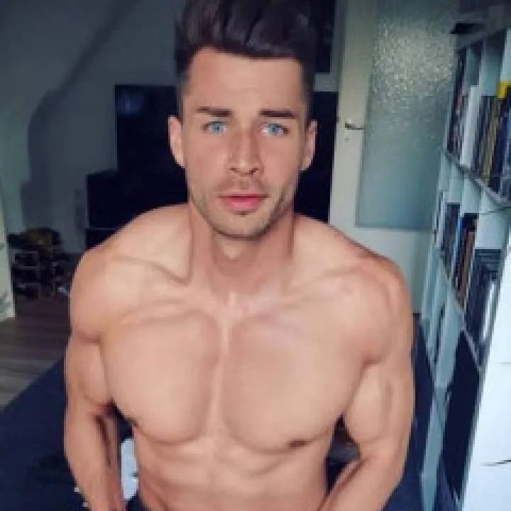 Desmond Photo On Jungo Live