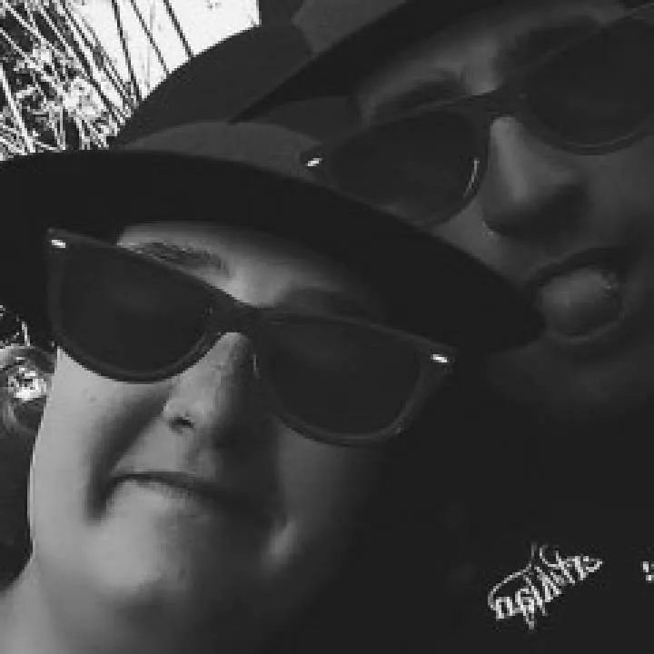 Nick And Candie Photo On Jungo Live