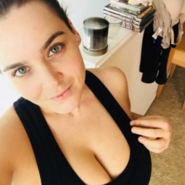 Nancy Photo On Jungo Live