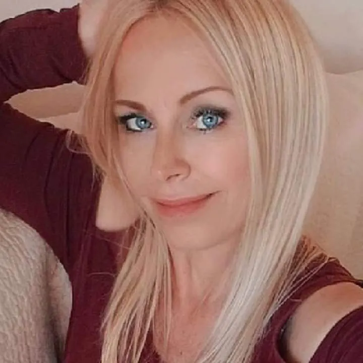 Angelinamag Photo On Jungo Live