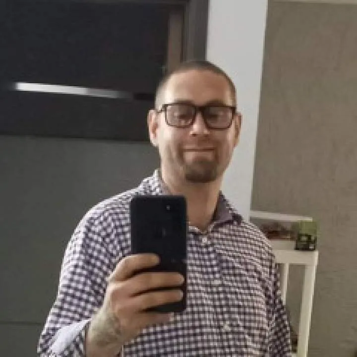 Withbenefits Photo On Jungo Live