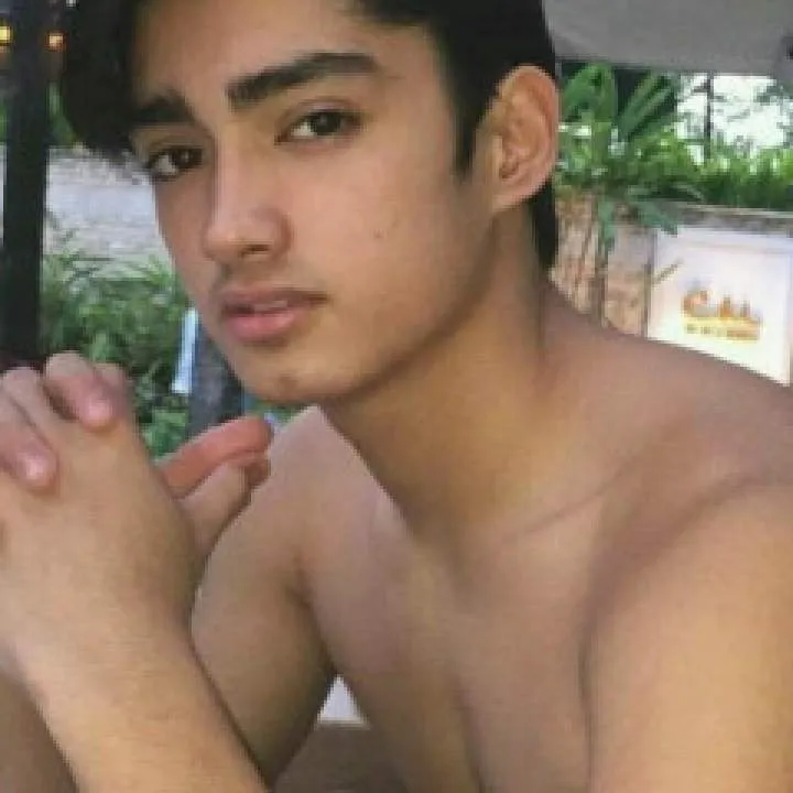 Abrar Bari Photo On Jungo Live