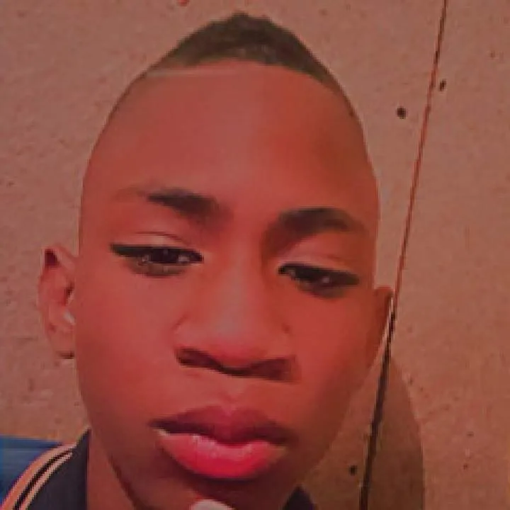 Estiben Photo On Jungo Live