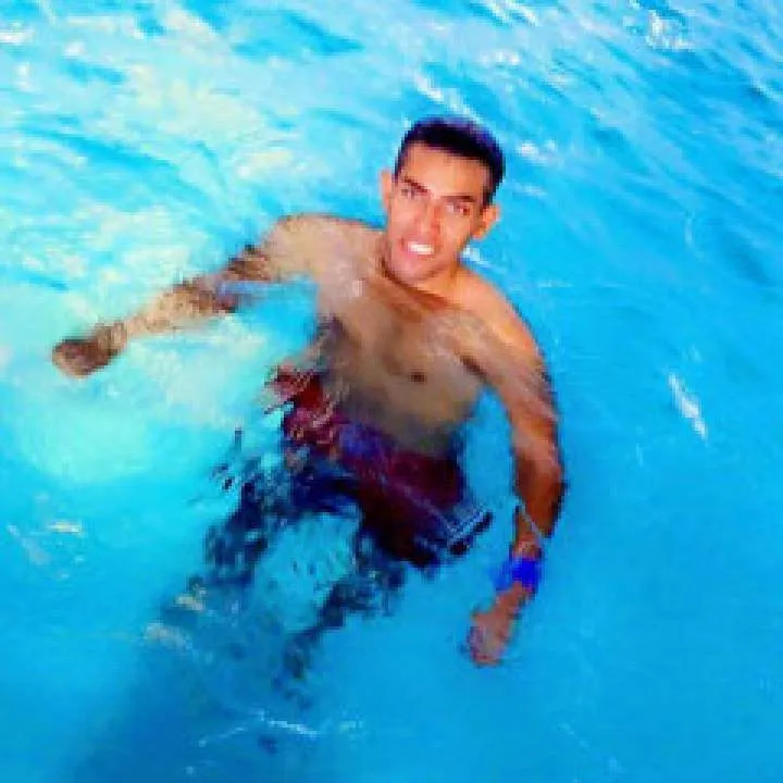 Robert Photo On Jungo Live