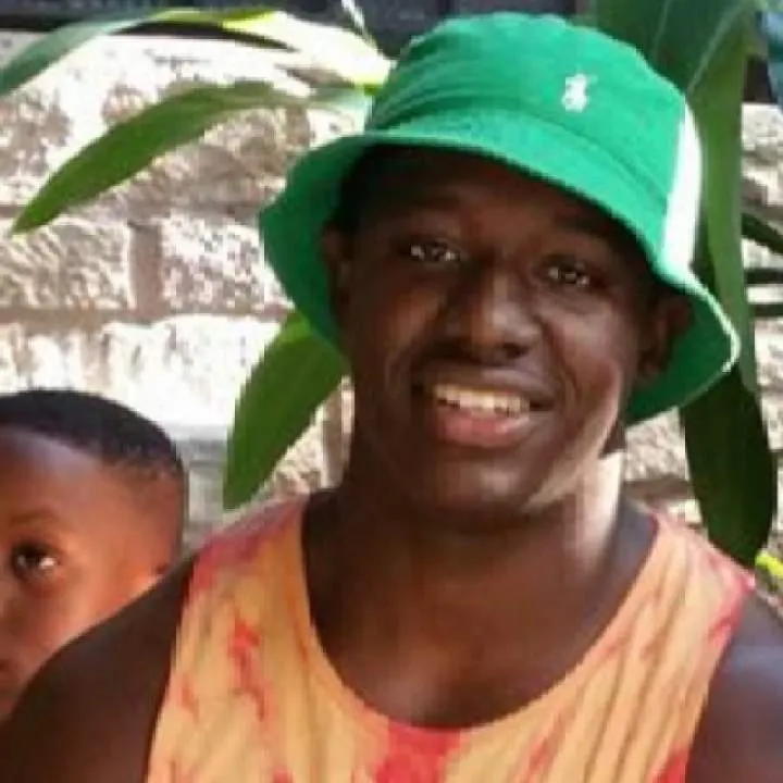 Pleaser.... Photo On Jungo Live