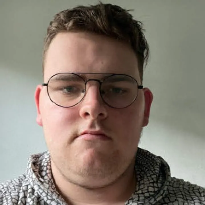 Molma23 Photo On Jungo Live