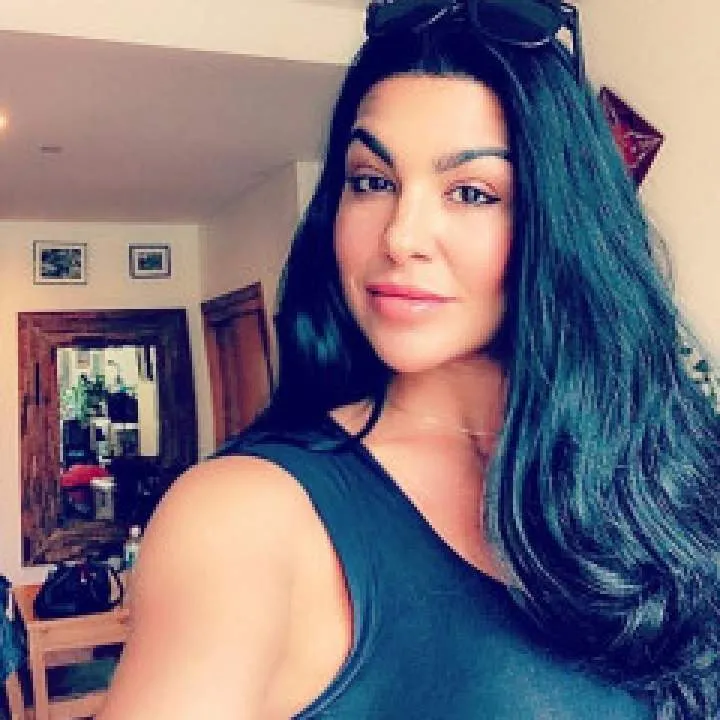 Selene Photo On Jungo Live