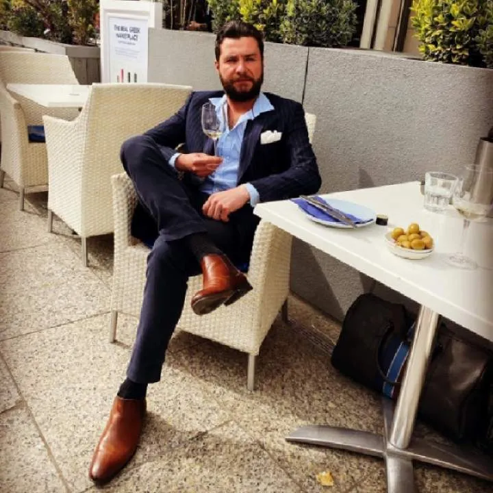 Constantin Isaac Photo On Jungo Live