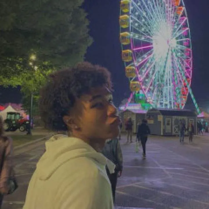 Mr........booboo Photo On Jungo Live