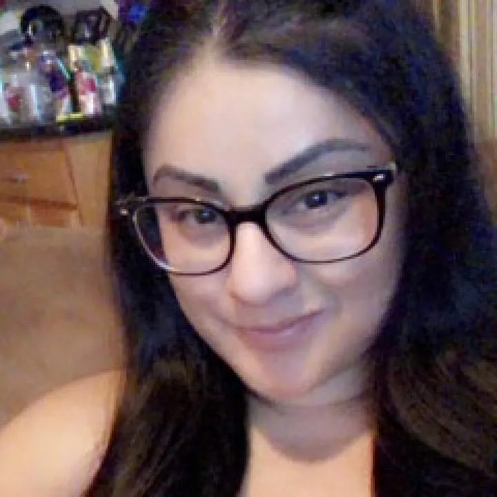 Sarah Stella Photo On Jungo Live