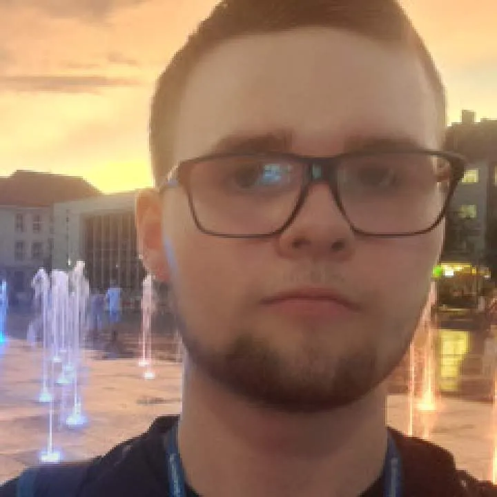 Krystian Photo On Jungo Live