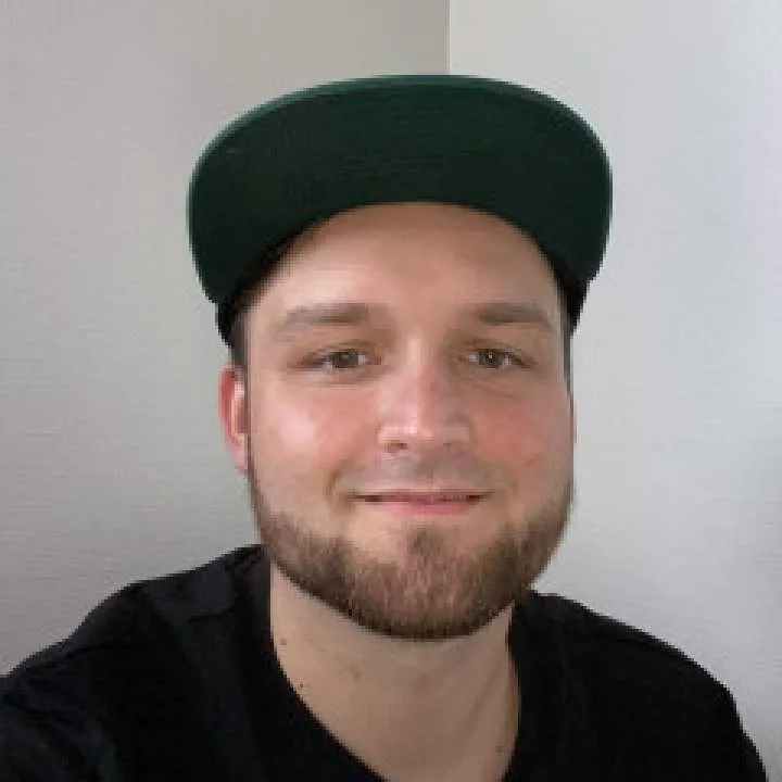 Alex.... Photo On Jungo Live