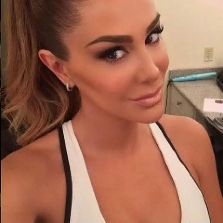 Gentel Photo On Jungo Live