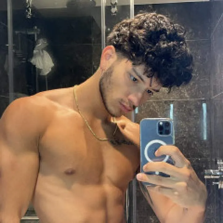 Hotty Boy Photo On Jungo Live