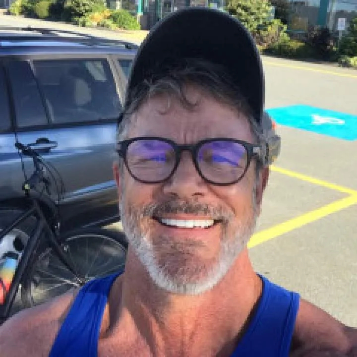 Anrold Photo On Jungo Live