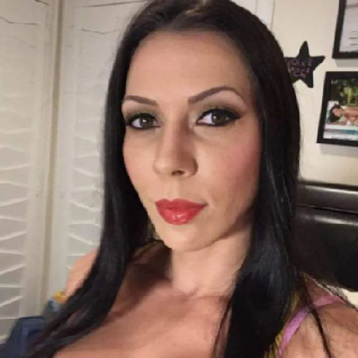 Helen Dave Photo On Jungo Live