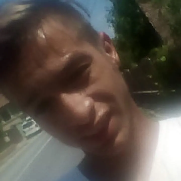 Roli Tujo Photo On Jungo Live