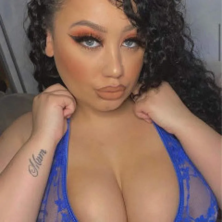 Sadie Photo On Jungo Live