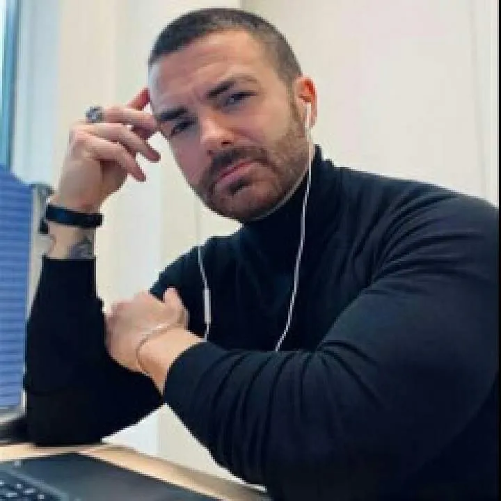 Stephen.... Photo On Jungo Live