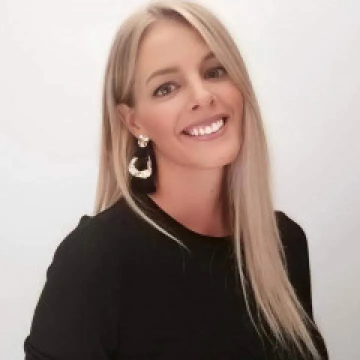 Tiffany C Photo On Jungo Live