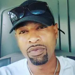 ℝ𝕀ℂℍi𝔼🦁