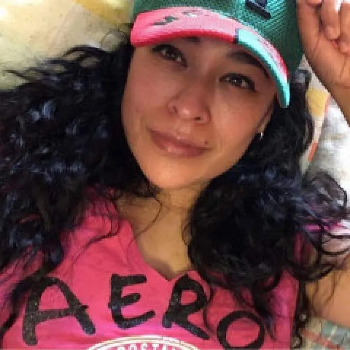 Claudypaz Photo On Jungo Live