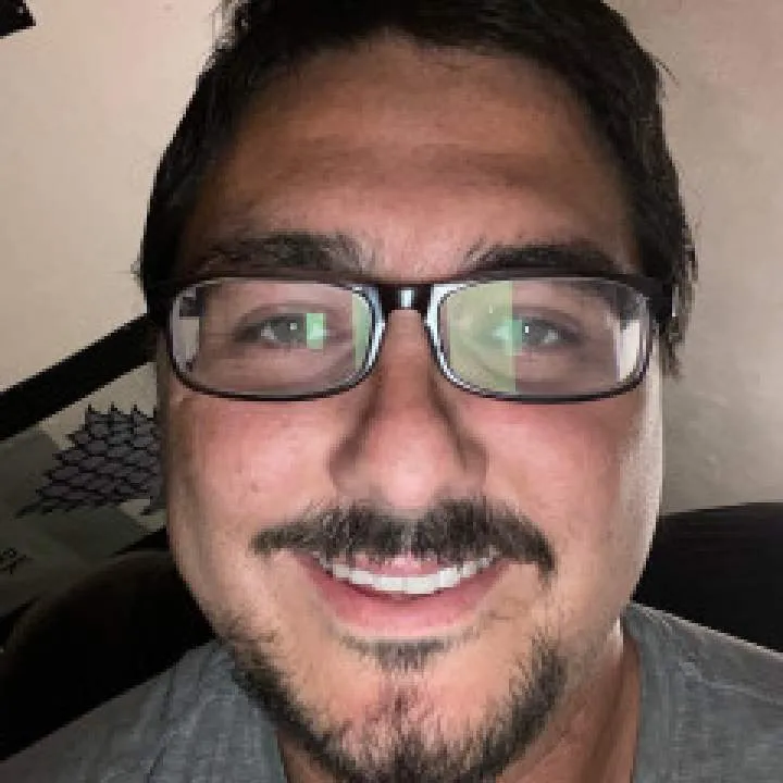 Ethan Photo On Jungo Live